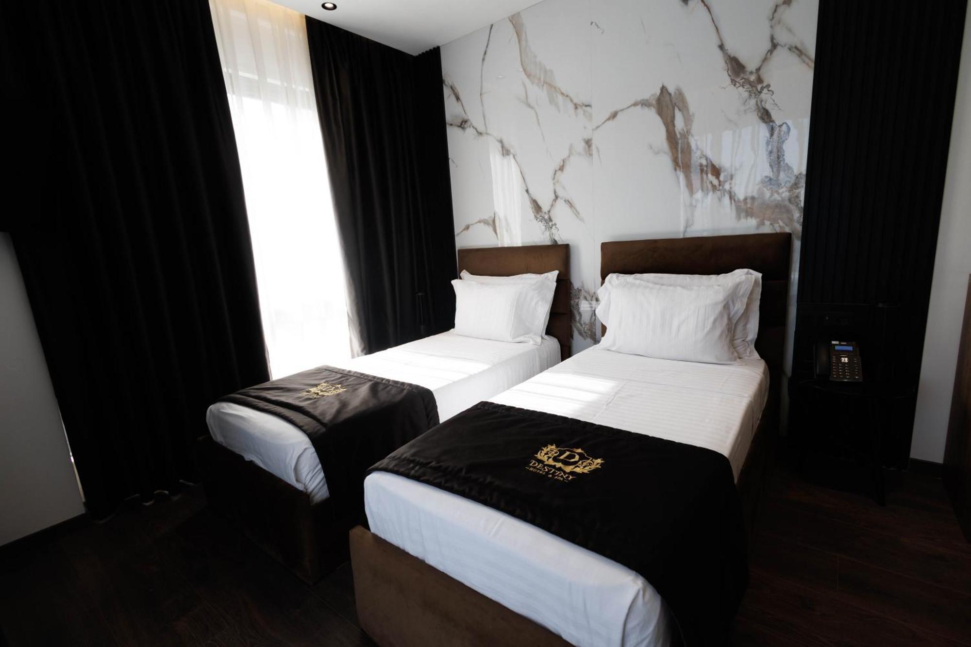 Destiny Hotel & Spa Yzberishti Habitación foto